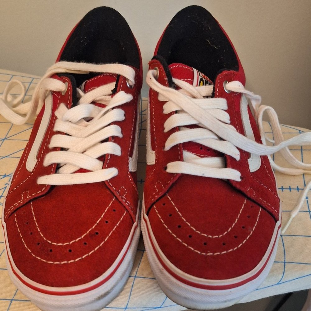 Vans Off the Wall Van Engelen Red Limited Edition Shoes Men's 6.5